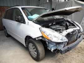 2006 Toyota Sienna LE White 3.3L AT 2WD #Z24720